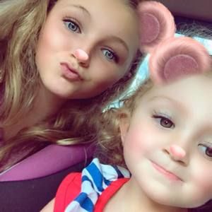 Meet your Posher, Kaitlyn